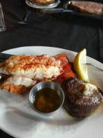 Gordy's Steakhouse food