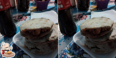 Gorditas Doña Pachita food