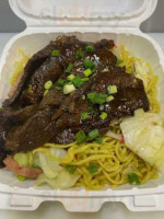 Tamura's Wailuku food