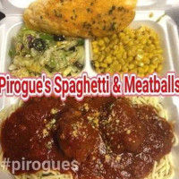 Pirogue's Cafe food