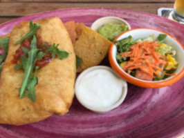 Enchilada restaurante y bar mexicano food