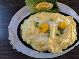 Sculptured Egg food