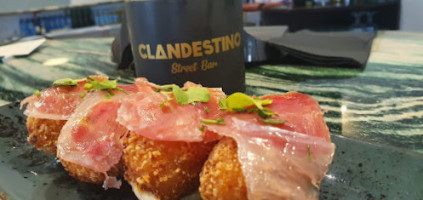 Clandestino Gastro food