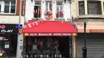 Bistrot le 15 outside