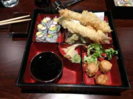 Umi Japanese Steakhouse Sushi Lounge food