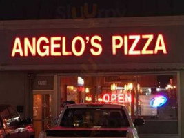 Angelo's Pizza outside