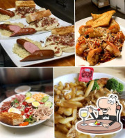Lou's Sue's Pizza And Grill food