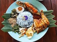 C16 Nasi Kerabu Sri Andalas (medan Sedc) food
