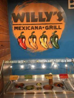 Willy's Mexicana Grill inside