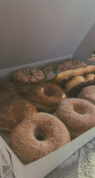 Dippin Donuts food