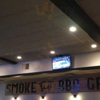 Smoke Bbq Grill inside