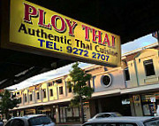 Ploy Thai outside