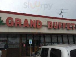 Grand Buffet outside