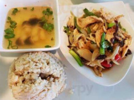 Elephant Thai Kitchen food
