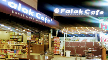 Falak Cafe food