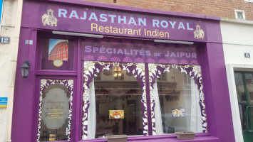 Rajasthan Royal outside