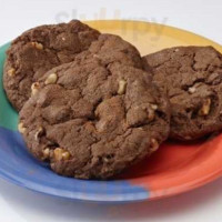 Eileen's Colossal Cookies food