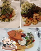 Picton Beachcomber Inn food