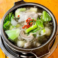 Lin's Vegetable Lamb Hotpot food