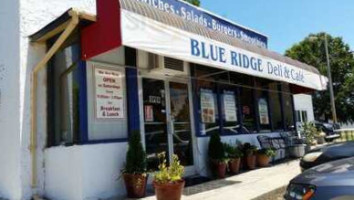Blue Ridge Cafe outside