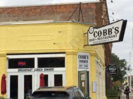 Cobb’s Corner outside
