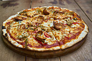 Pizzeria Revontuli food