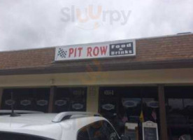 Pit Row outside