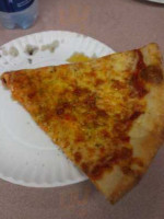 Vincent's Pizza Of Shirley food