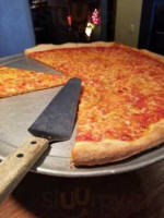 Nino's Pizzeria food