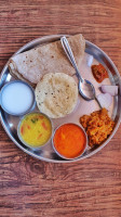Rane Bandhu Kanawal food