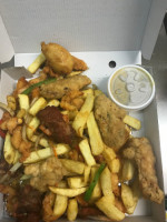 Lucky Star Chinese Takeaway food