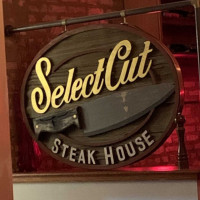 Select Cut Steak House food