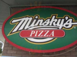 Minsky's Pizza food