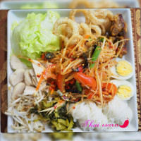Thai Esarn Restaurant food
