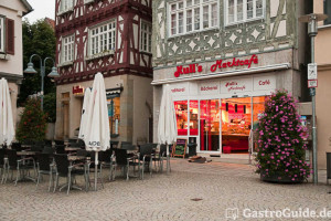 Birgit Mastrototaro Marktcafé outside