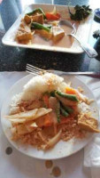 Aroy-d Thai Cuisine food