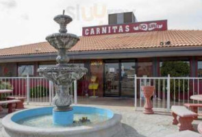 Carnitas Tio Juan LLC inside