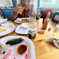 El Apache Mexican Restaurant food