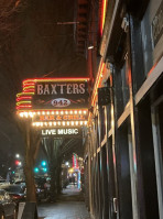 Baxter's 942 Bar and Grill outside