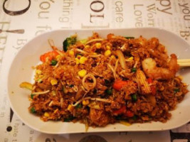 Tui Wok food