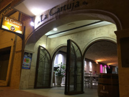Salon La Cartuja outside