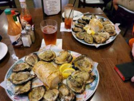 Mr. Ed's Seafood Oyster House, St Charles food