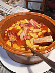 La Quinta Arana food