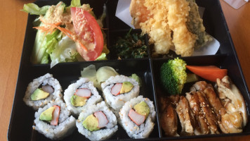 Sansho Sushi & Japanese Dining food