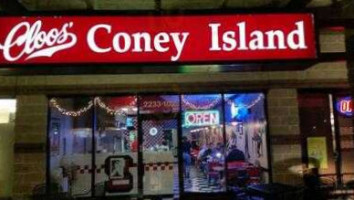Cloo's Coney Island Hot Dogs food