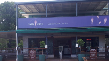 Salty Squid Cafe food