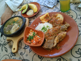 Colombiano Riquiisimo food