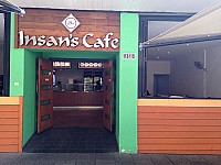 Insan's Cafe people
