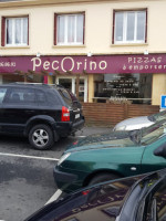 Pecorino Pizzas A Emporter outside