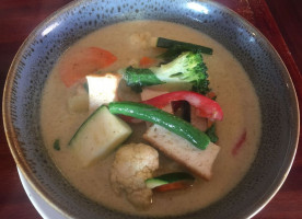 Thai On Charles food